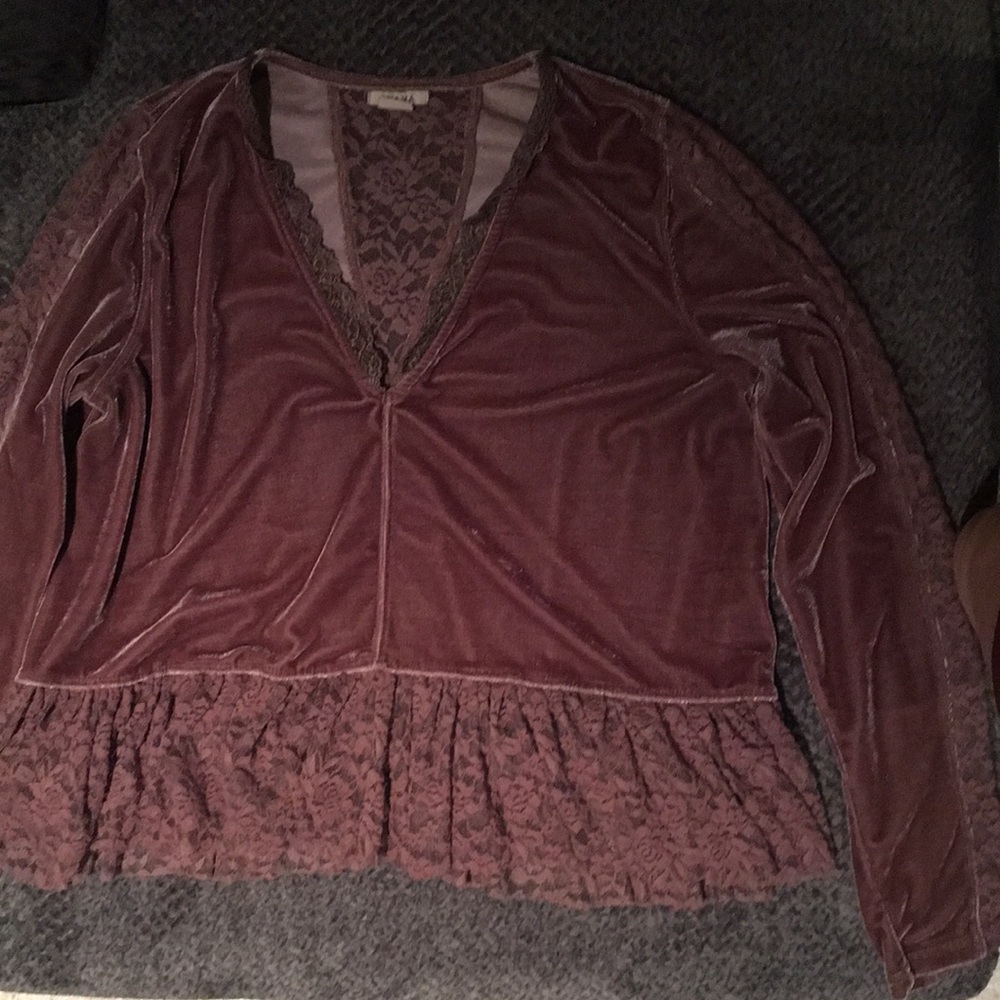 Long sleeve crushed velvet blouse